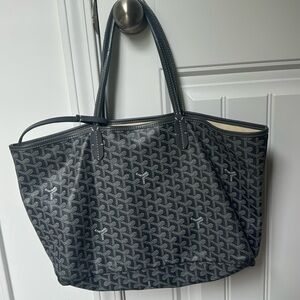 ladies grey hand bag/tote bag